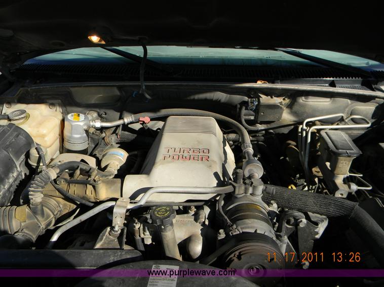 image for item I9754 1999 Chevrolet K2500 pickup truck