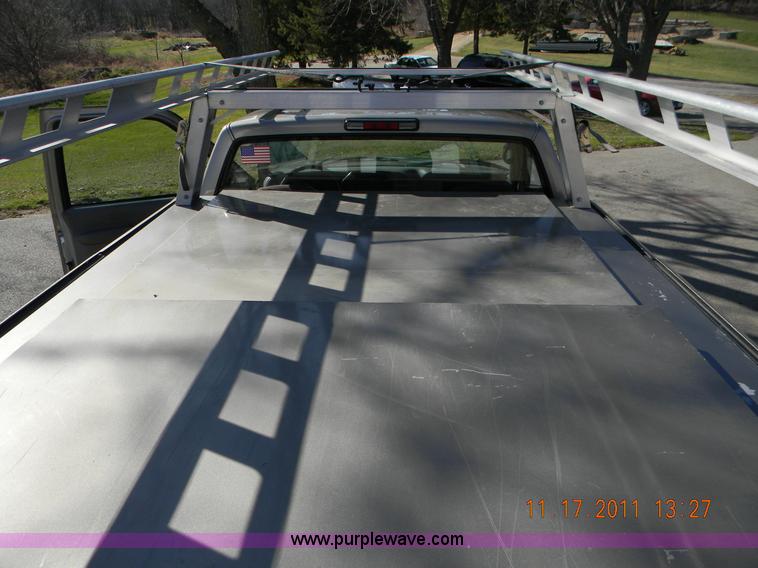 image for item I9754 1999 Chevrolet K2500 pickup truck