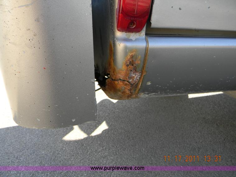 image for item I9754 1999 Chevrolet K2500 pickup truck