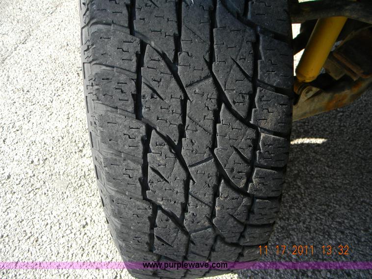 image for item I9754 1999 Chevrolet K2500 pickup truck