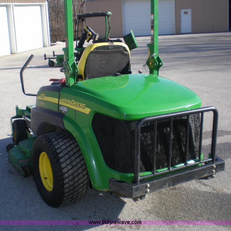 image for item I9755 2007 John Deere 997 mower