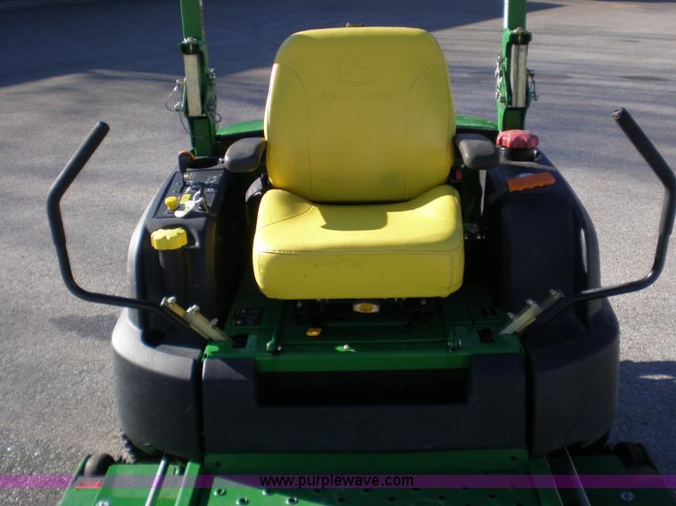 image for item I9755 2007 John Deere 997 mower