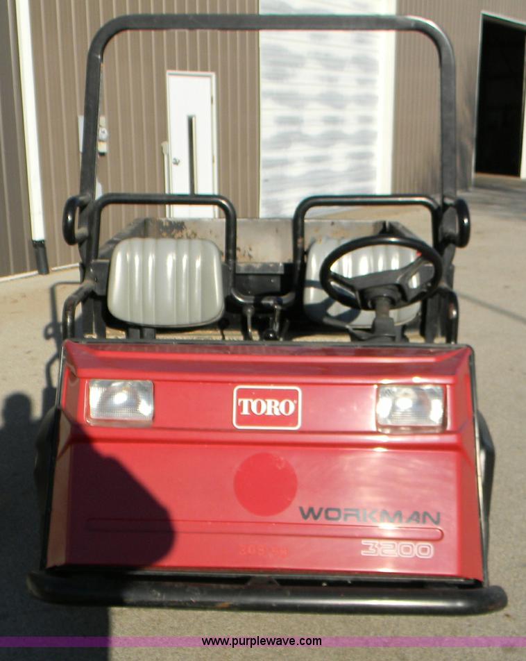 image for item I9759 1998 Toro Workman 3200 utility vehicle