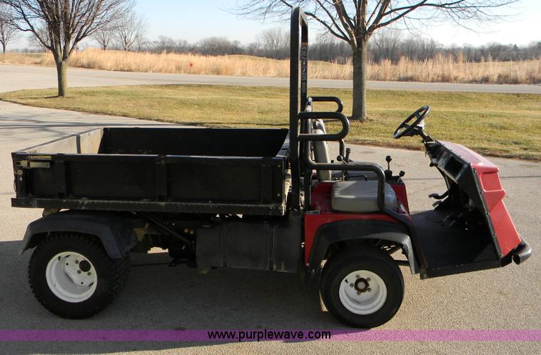 image for item I9759 1998 Toro Workman 3200 utility vehicle