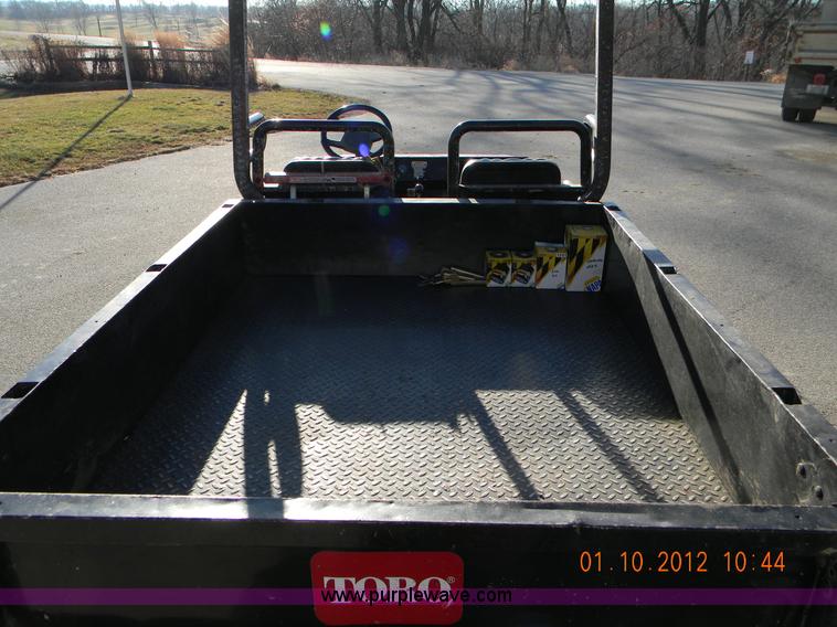 image for item I9759 1998 Toro Workman 3200 utility vehicle