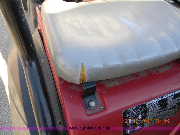 image for item I9759 1998 Toro Workman 3200 utility vehicle