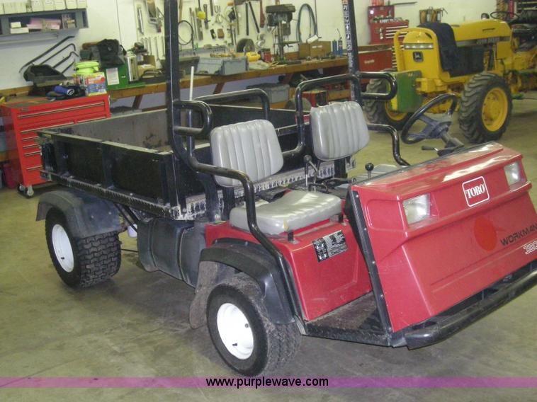 image for item I9759 1998 Toro Workman 3200 utility vehicle