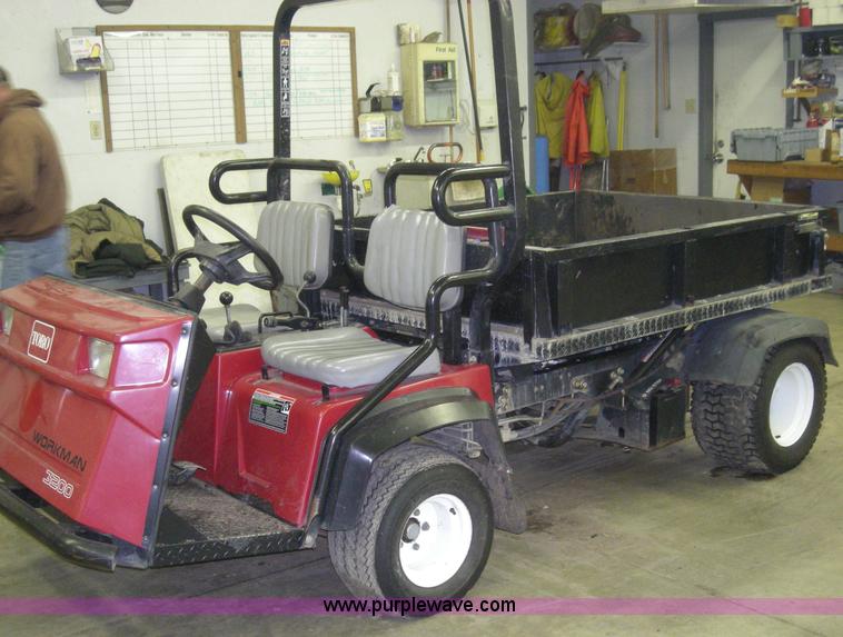 image for item I9759 1998 Toro Workman 3200 utility vehicle