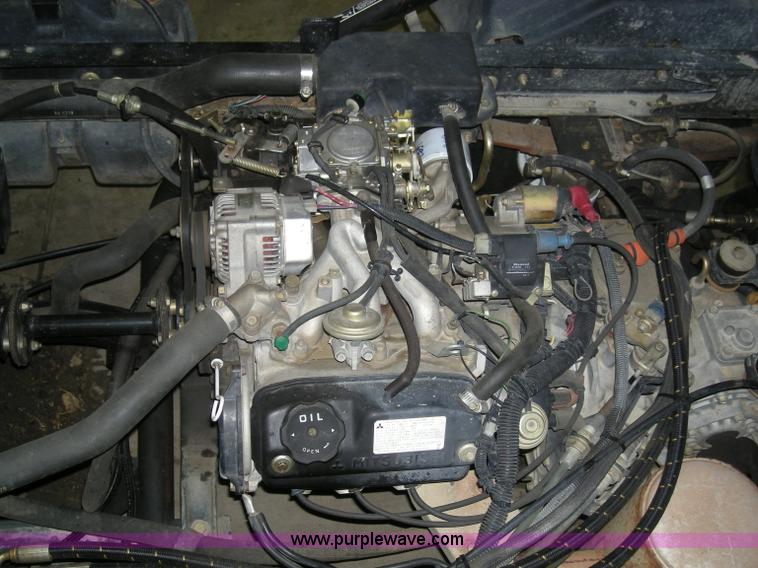 image for item I9759 1998 Toro Workman 3200 utility vehicle