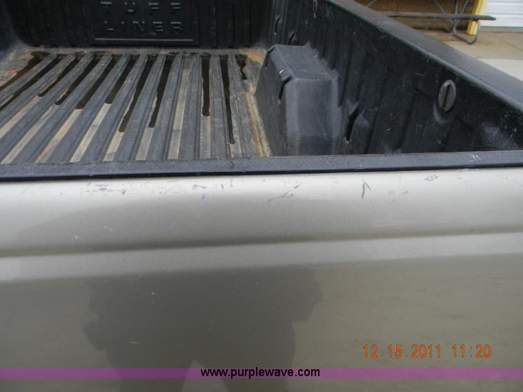 image for item I9761 1998 Chevrolet K2500 pickup truck