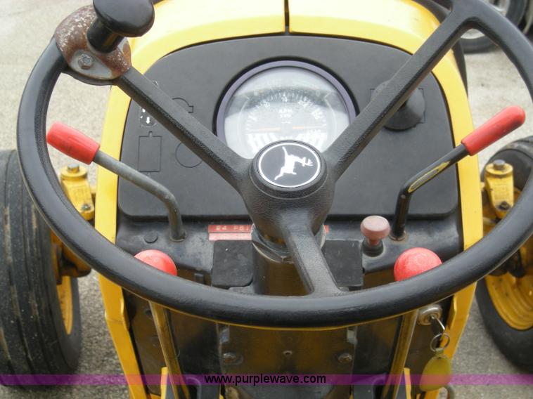 image for item I9762 John Deere 2155 tractor