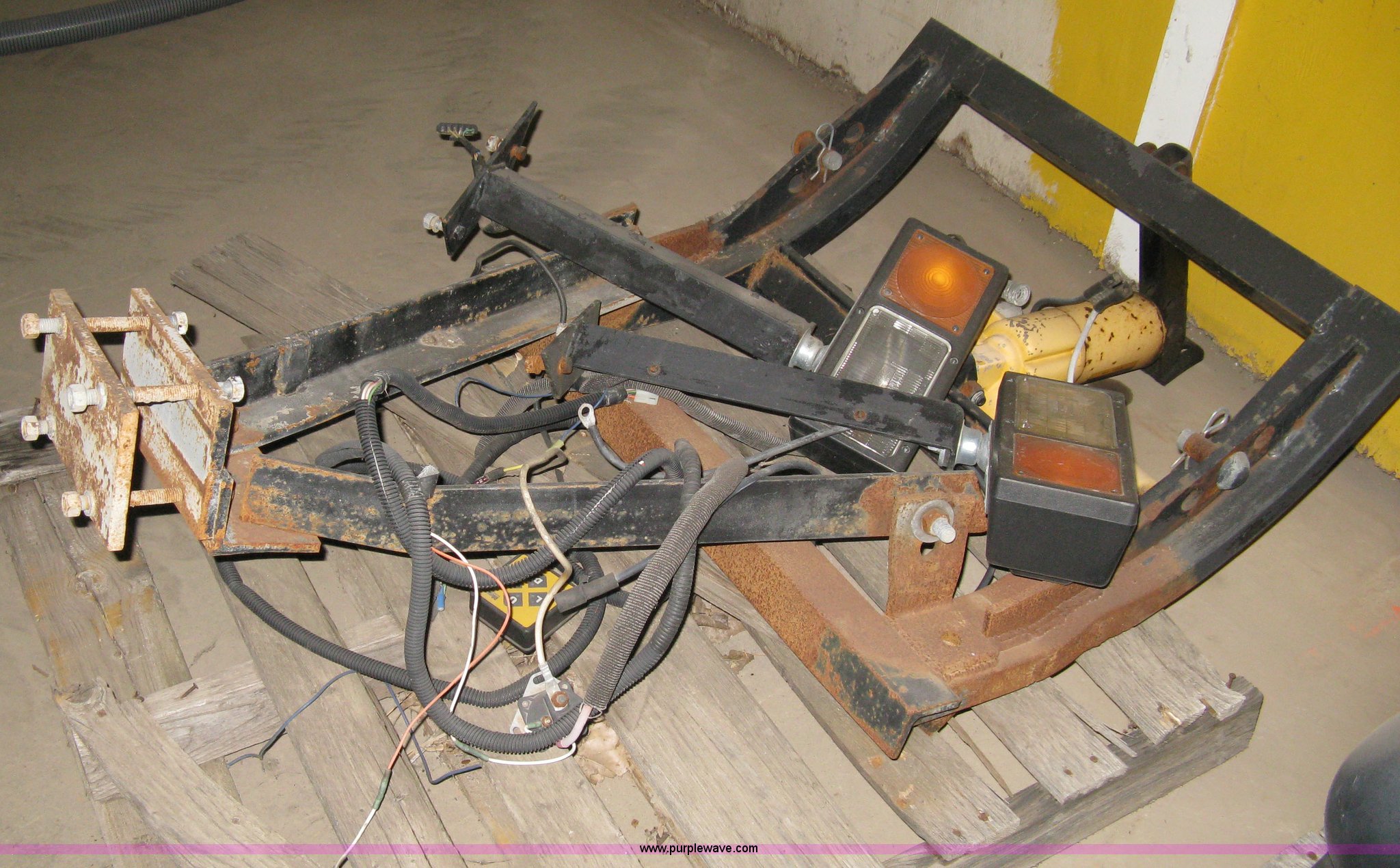 (2) Meyer snow plow mounting brackets with lights in Derby, KS Item