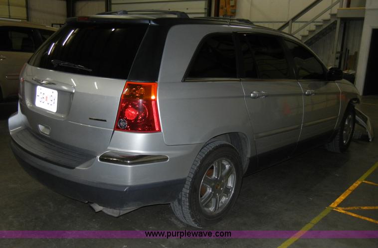 image for item A3445 2004 Chrysler Pacifica AWD SUV