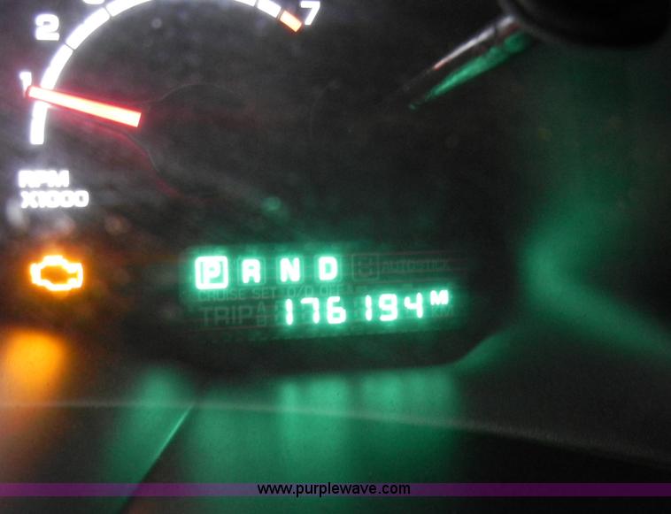 image for item A3445 2004 Chrysler Pacifica AWD SUV