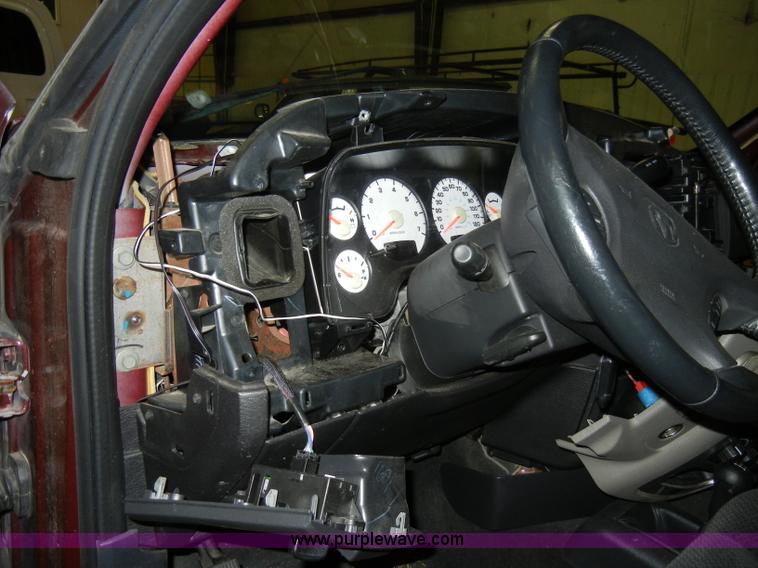 image for item A3447 2002 Dodge Ram 1500 SLT quad cab pickup truck Non-repairable certificate, parts only