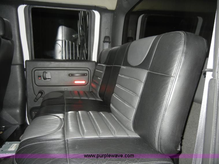 image for item A3448 2007 Chevrolet Kodiak C4500 four door truck cab and chassis