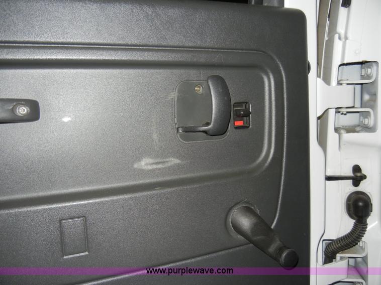 image for item A3448 2007 Chevrolet Kodiak C4500 four door truck cab and chassis