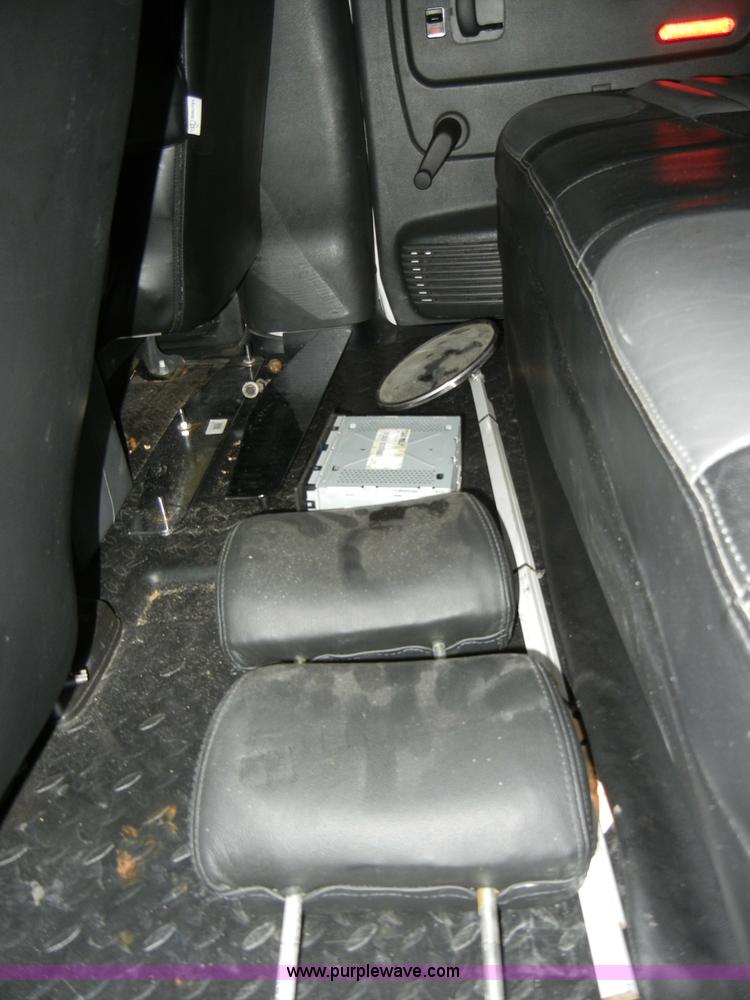 image for item A3448 2007 Chevrolet Kodiak C4500 four door truck cab and chassis