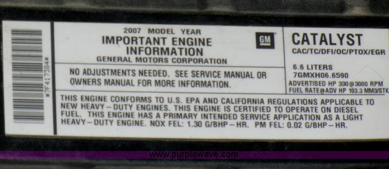 image for item A3448 2007 Chevrolet Kodiak C4500 four door truck cab and chassis