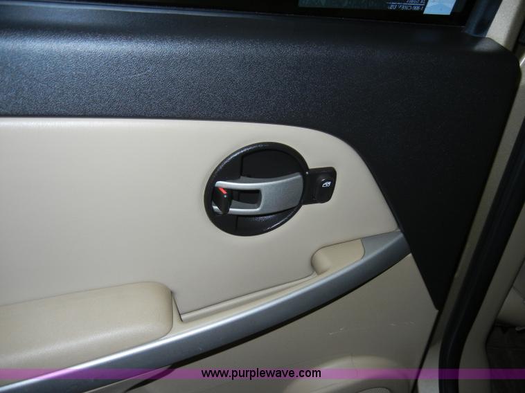 image for item A3449 2005 Chevrolet Equinox LT AWD SUV