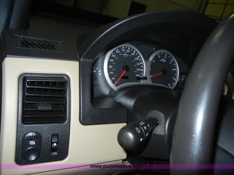 image for item A3449 2005 Chevrolet Equinox LT AWD SUV