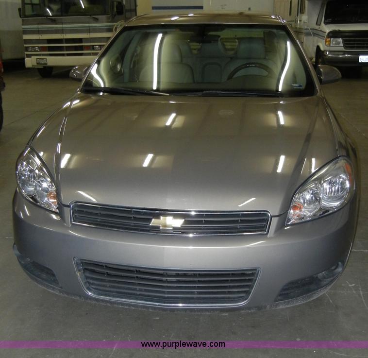 image for item A3453 2007 Chevrolet Impala LT Non-repairable certificate, parts only