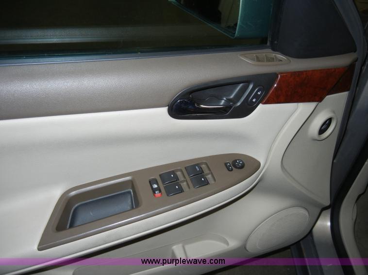 image for item A3453 2007 Chevrolet Impala LT Non-repairable certificate, parts only