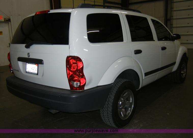 image for item A3455 2006 Dodge Durango SXT SUV Non-repairable certificate, parts only