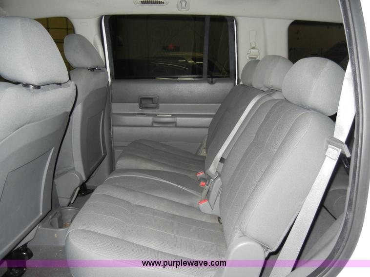 image for item A3455 2006 Dodge Durango SXT SUV Non-repairable certificate, parts only