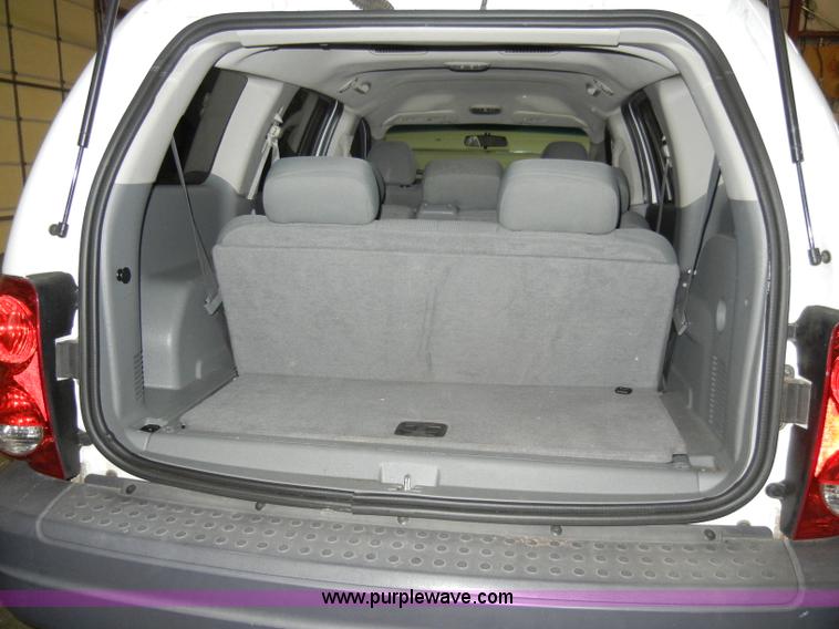 image for item A3455 2006 Dodge Durango SXT SUV Non-repairable certificate, parts only