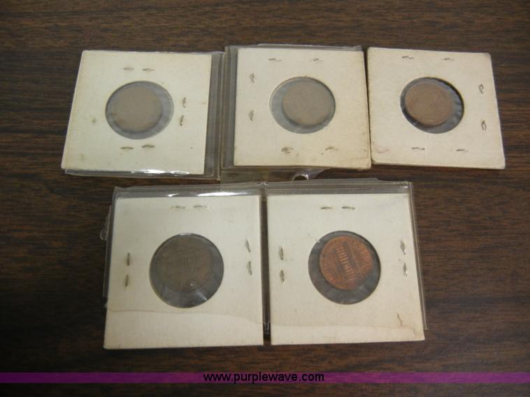 image for item J9355 (15) assorted pennies