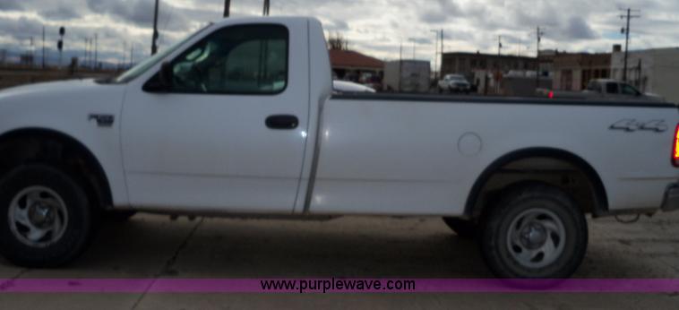 image for item A1803 2001 Ford F150 pickup truck
