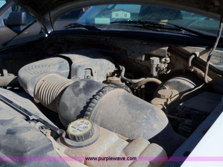 image for item A1803 2001 Ford F150 pickup truck