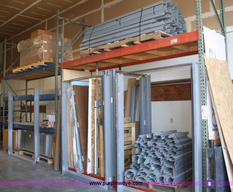 image for item A2498 Pallet racking