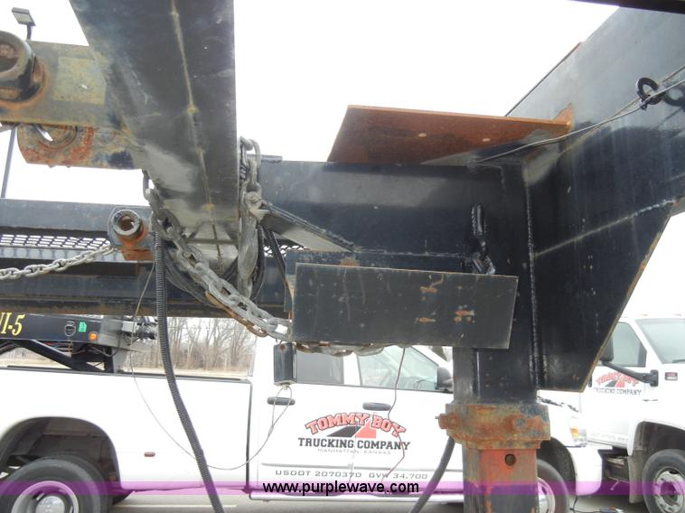 image for item A3435 2007 Kaufman 50' three car hauler