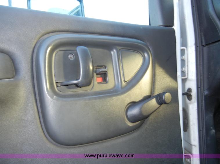 image for item A3436 2003 GMC C6500 TopKick truck