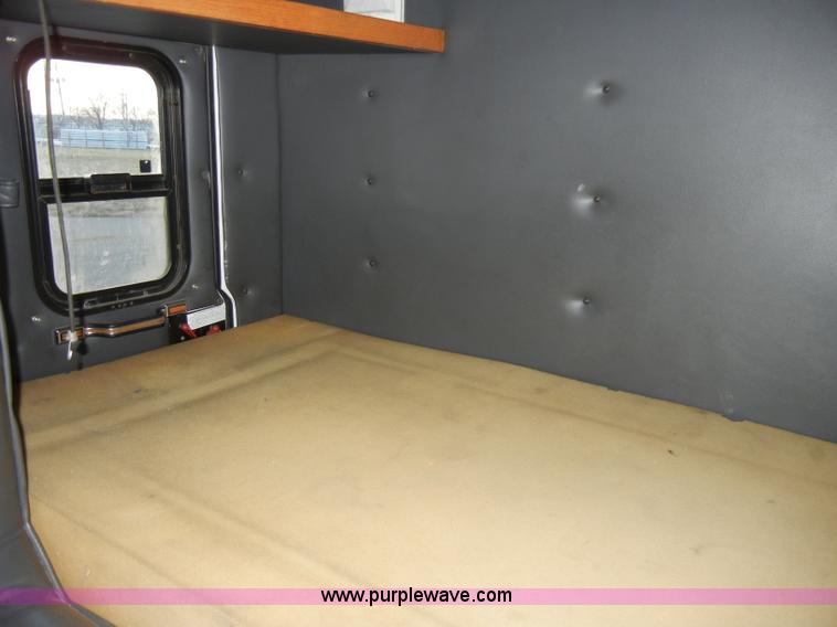 image for item A3436 2003 GMC C6500 TopKick truck