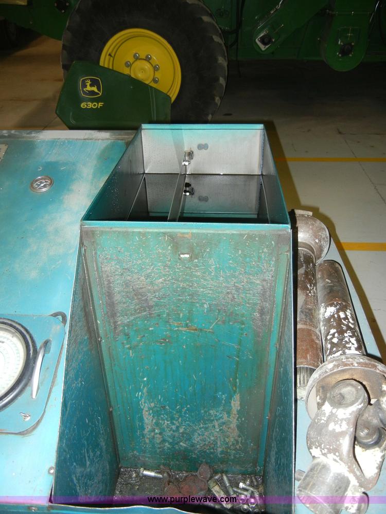 image for item A3463 M&W P2000 Hydra-Gauge dynamometer