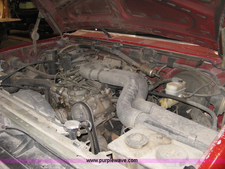 image for item A6029 1991 Ford F350 Custom crew cab pickup truck