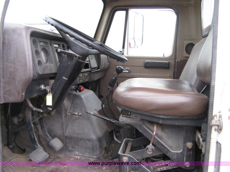 image for item A6030 1984 International 1954 boom truck