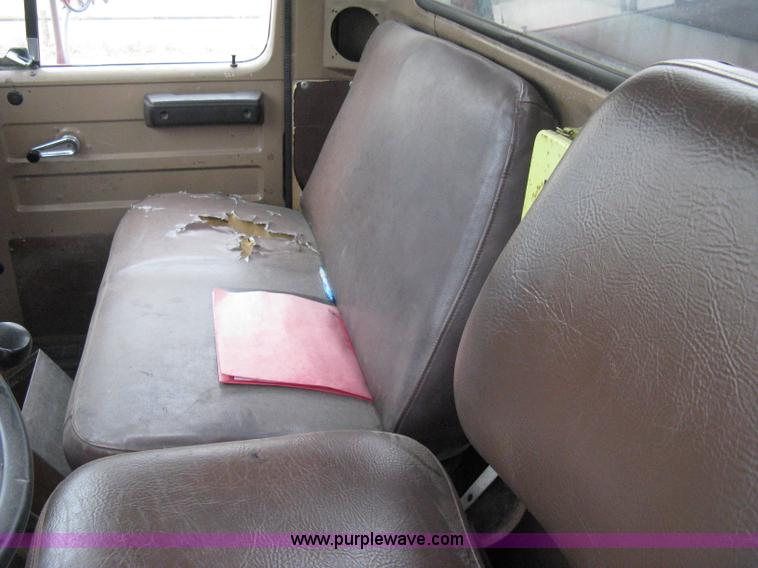 image for item A6030 1984 International 1954 boom truck