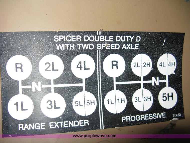 image for item A6030 1984 International 1954 boom truck