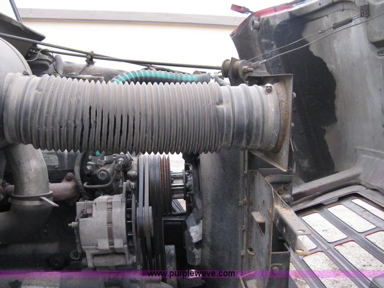 image for item A6030 1984 International 1954 boom truck