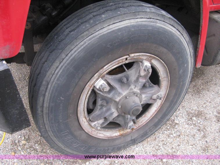 image for item A6030 1984 International 1954 boom truck