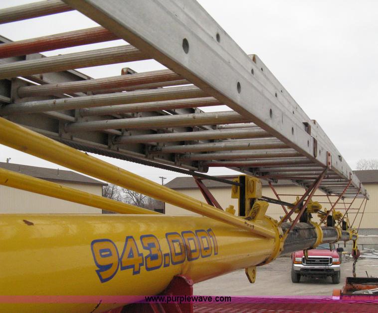 image for item A6030 1984 International 1954 boom truck