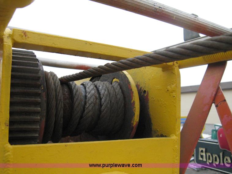 image for item A6030 1984 International 1954 boom truck