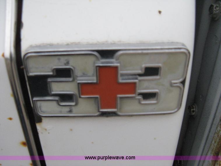 image for item A6033 1988 Chevrolet Silverado R30 crew cab pickup truck