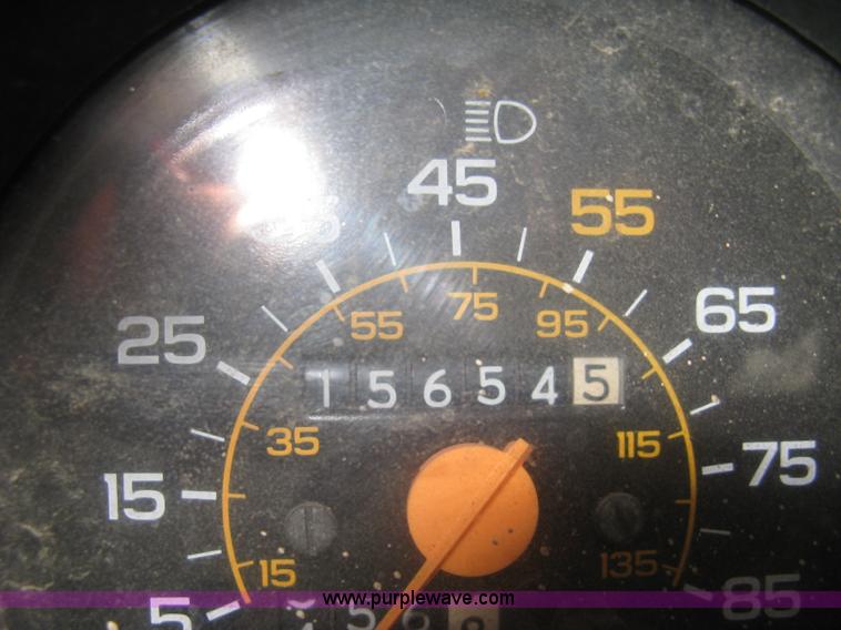 image for item A6033 1988 Chevrolet Silverado R30 crew cab pickup truck