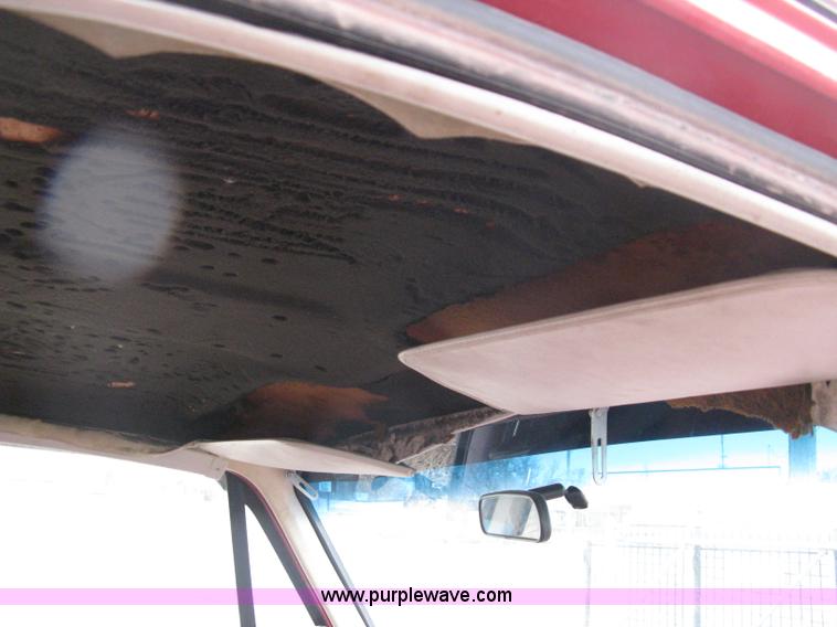 image for item A6033 1988 Chevrolet Silverado R30 crew cab pickup truck