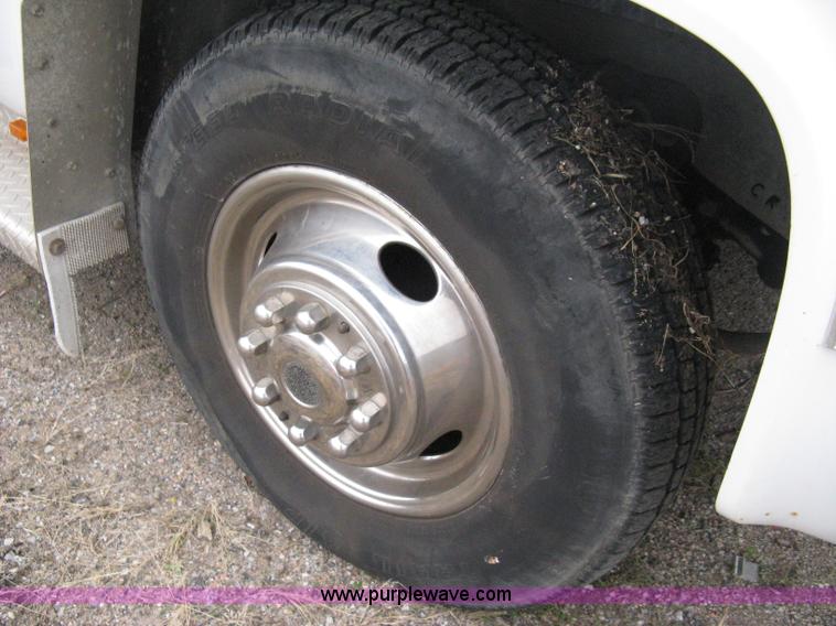 image for item A6033 1988 Chevrolet Silverado R30 crew cab pickup truck